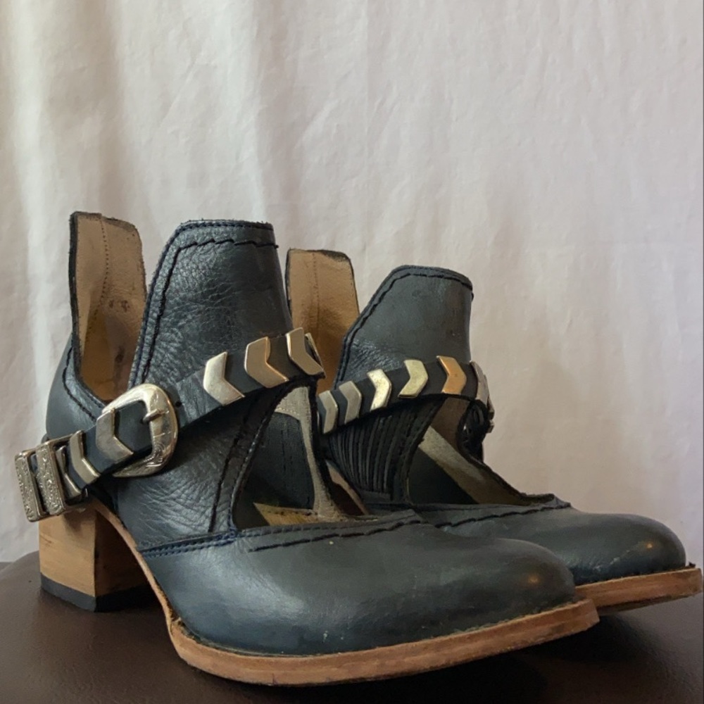 Freebird Black Blade Booties